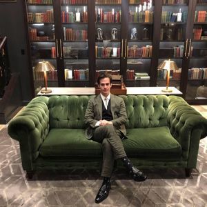 Meet your Posher, Zach